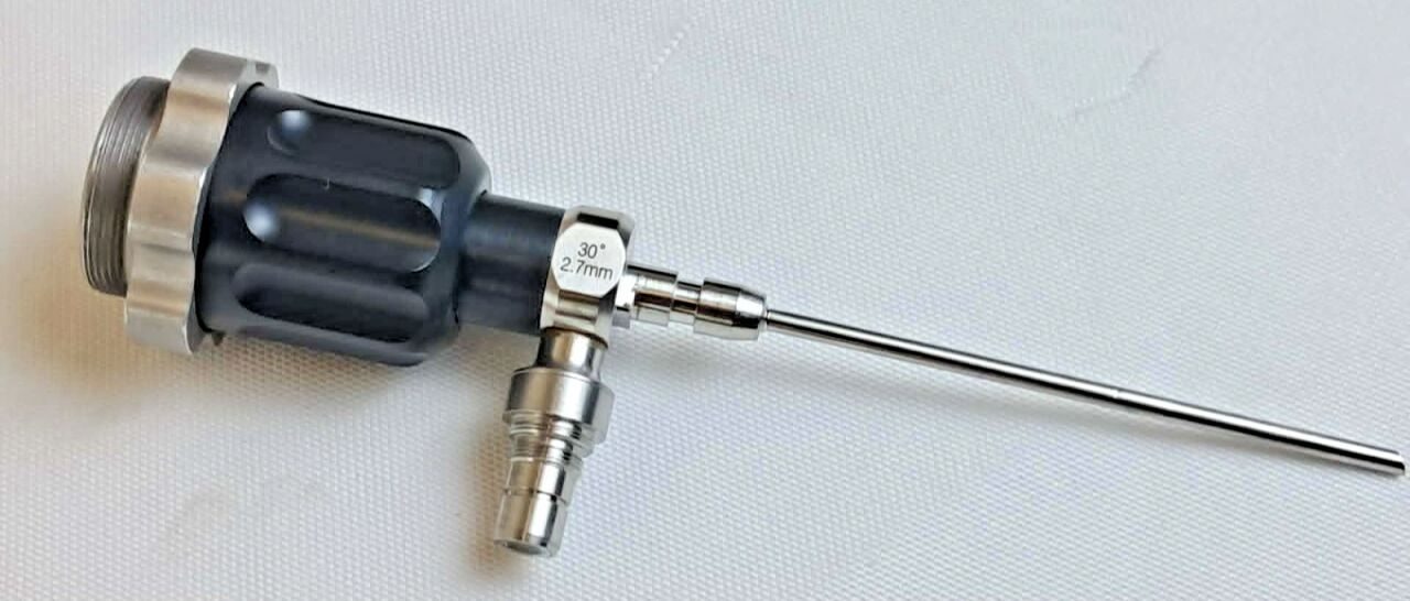 STRYKER 502-626-030 Non-Autoclavable 2.7mm 30deg C-Mount Speed-Lock Arthroscope