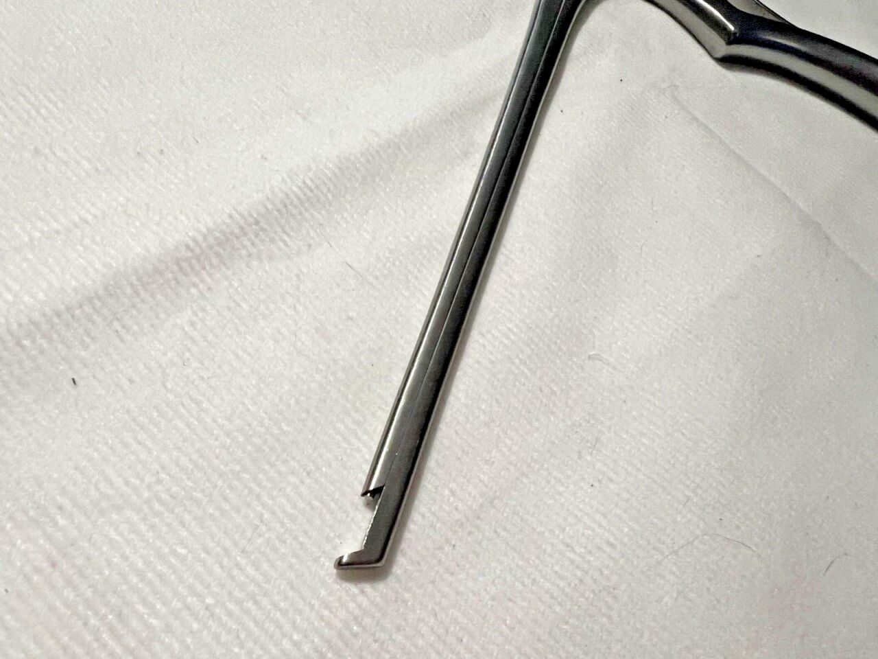 BOSS 70-1701 Kerrison Rongeur 3mm X 40deg Upbite w/ Pin Ejector 7" Length — photo 2