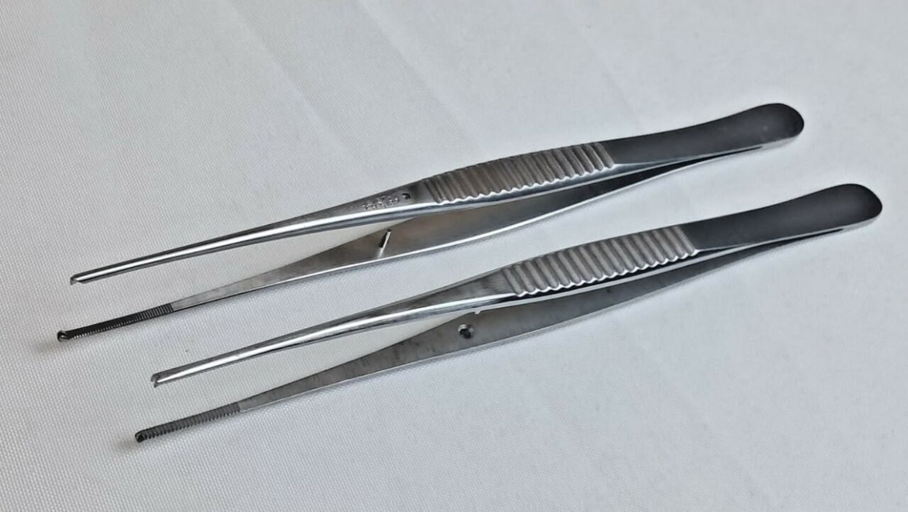 V. MUELLER CH5182 Potts Smith Tissue Forceps 1x2 Teeth 7" — photo 1