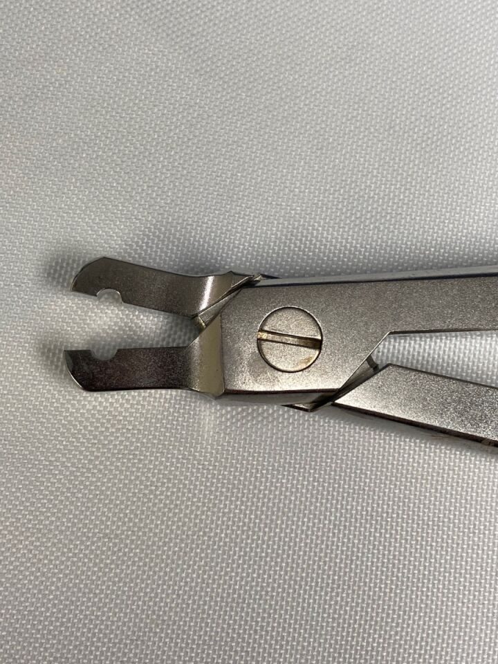 SYNTHES 388.45 USS 3.5mm Bar Holding Forceps — photo 3