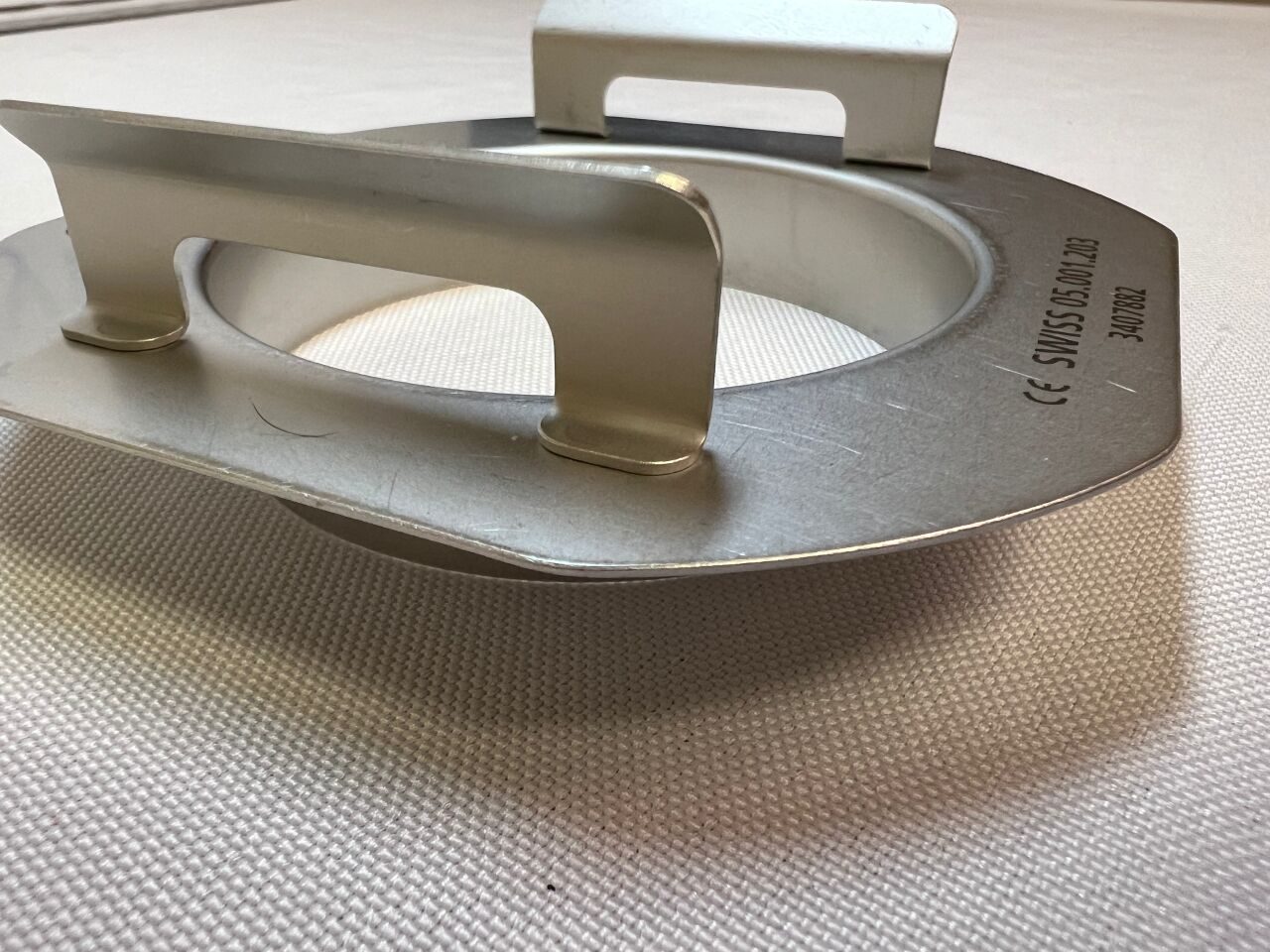 SYNTHES 05.001.203 Battery Shield For Trauma Recon System — photo 2