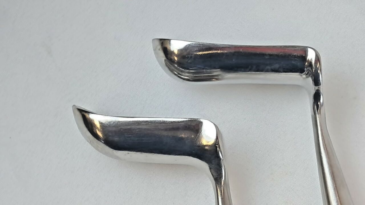 V. MUELLER SU180 SU181 Pair of Hill-Ferguson Rectal Retractors Proctology — photo 5