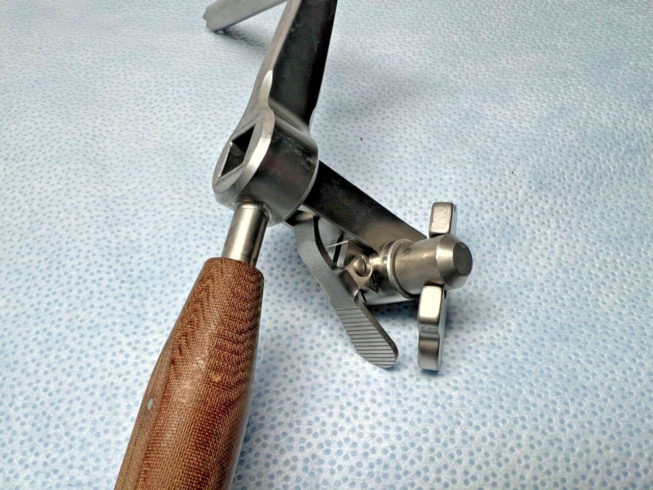 SYMMETRY SURGICAL 57-5694 Cervical Right Drill Guide Distractor — photo 2