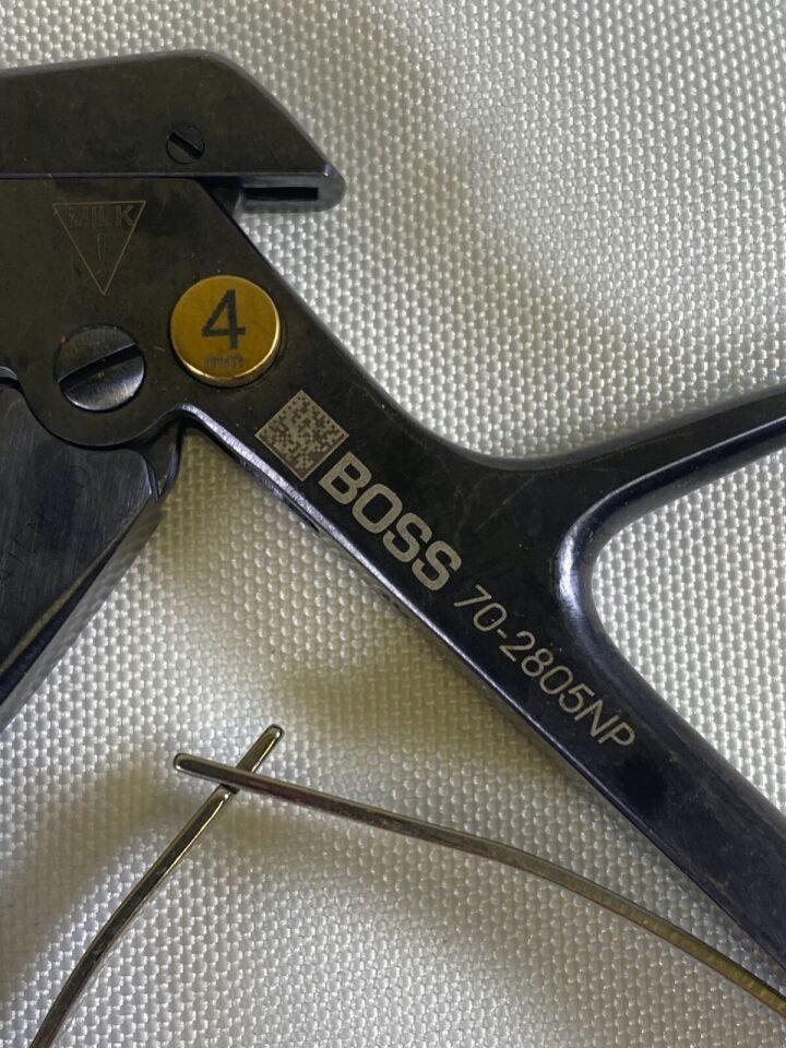 BOSS INSTRUMENTS 70-2805NP APEX Ceramic Coat 4mm x 40deg Up x 8" Kerrison Rongeur — photo 3