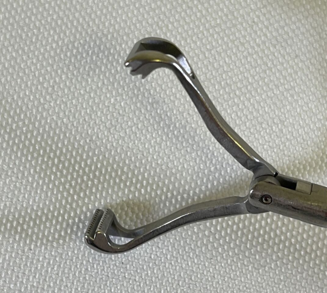 ACCESS SURGICAL 38-1003R 10mm x 38cm Ratcheting Babcock Grasper Forcep — photo 4