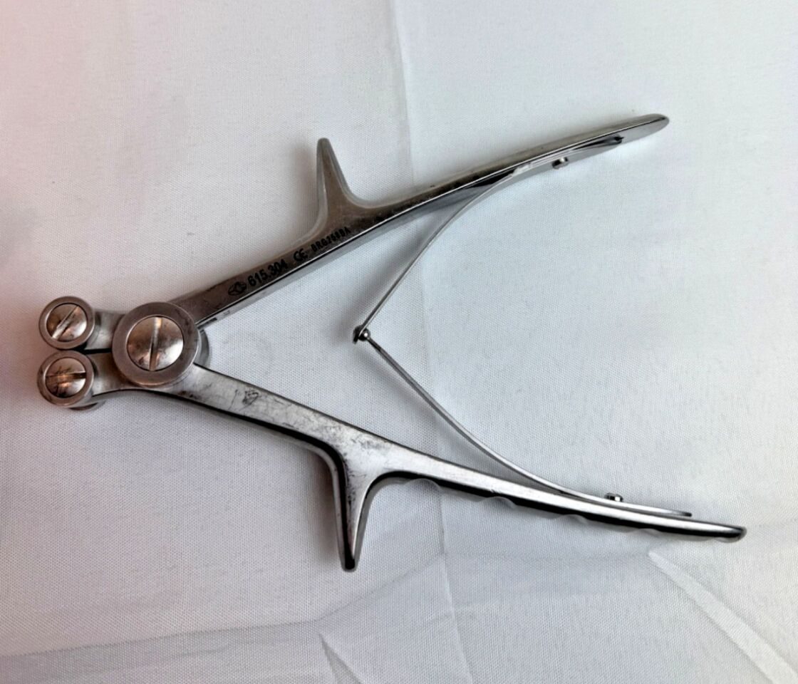GLOBUS MEDICAL 615.304 Rod Bender — photo 6
