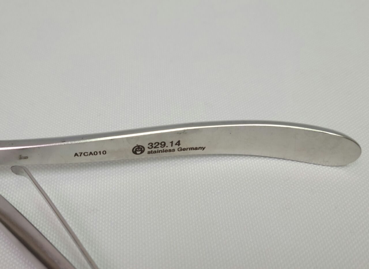 SYNTHES 329.14 Bending Pliers — photo 3