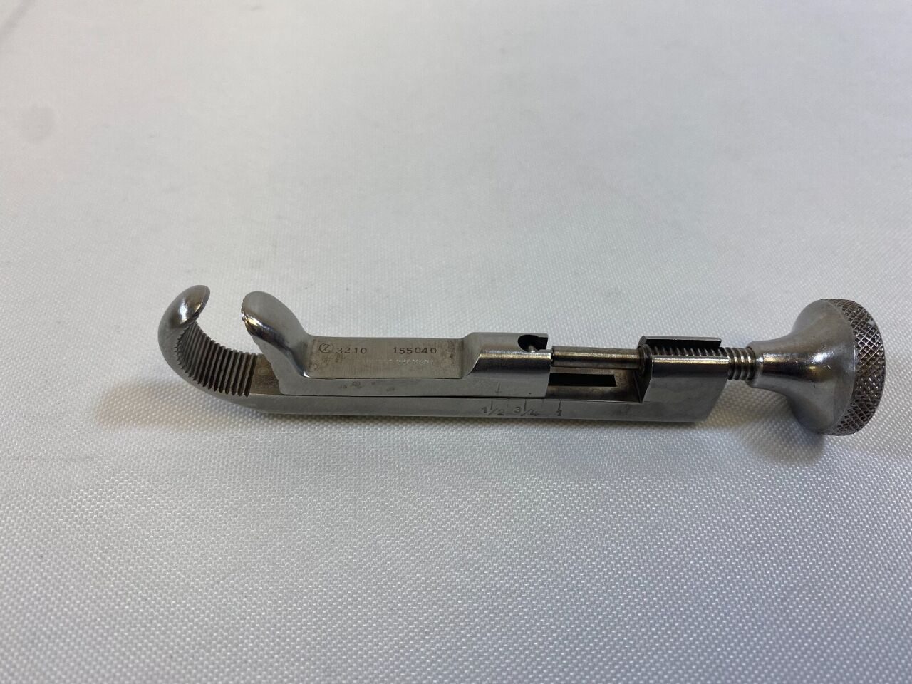 ZIMMER 3210 Lowman Bone Clamp — photo 1