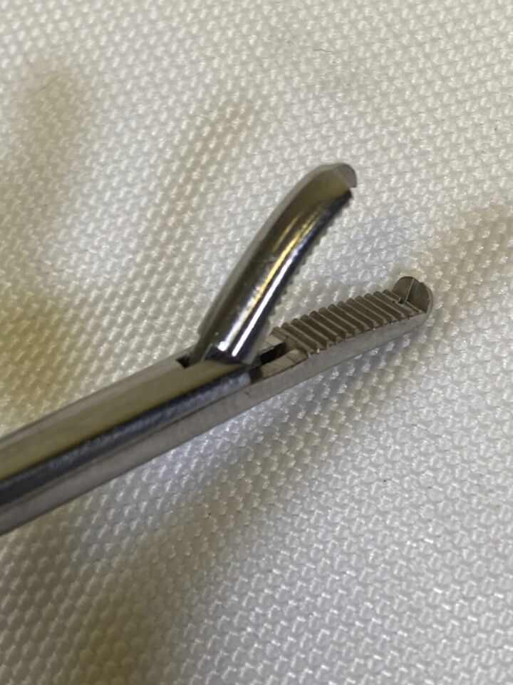 ZIMMER 3951-69 & 3951-68 Curved Toothed Grasper Forceps Pair — photo 6