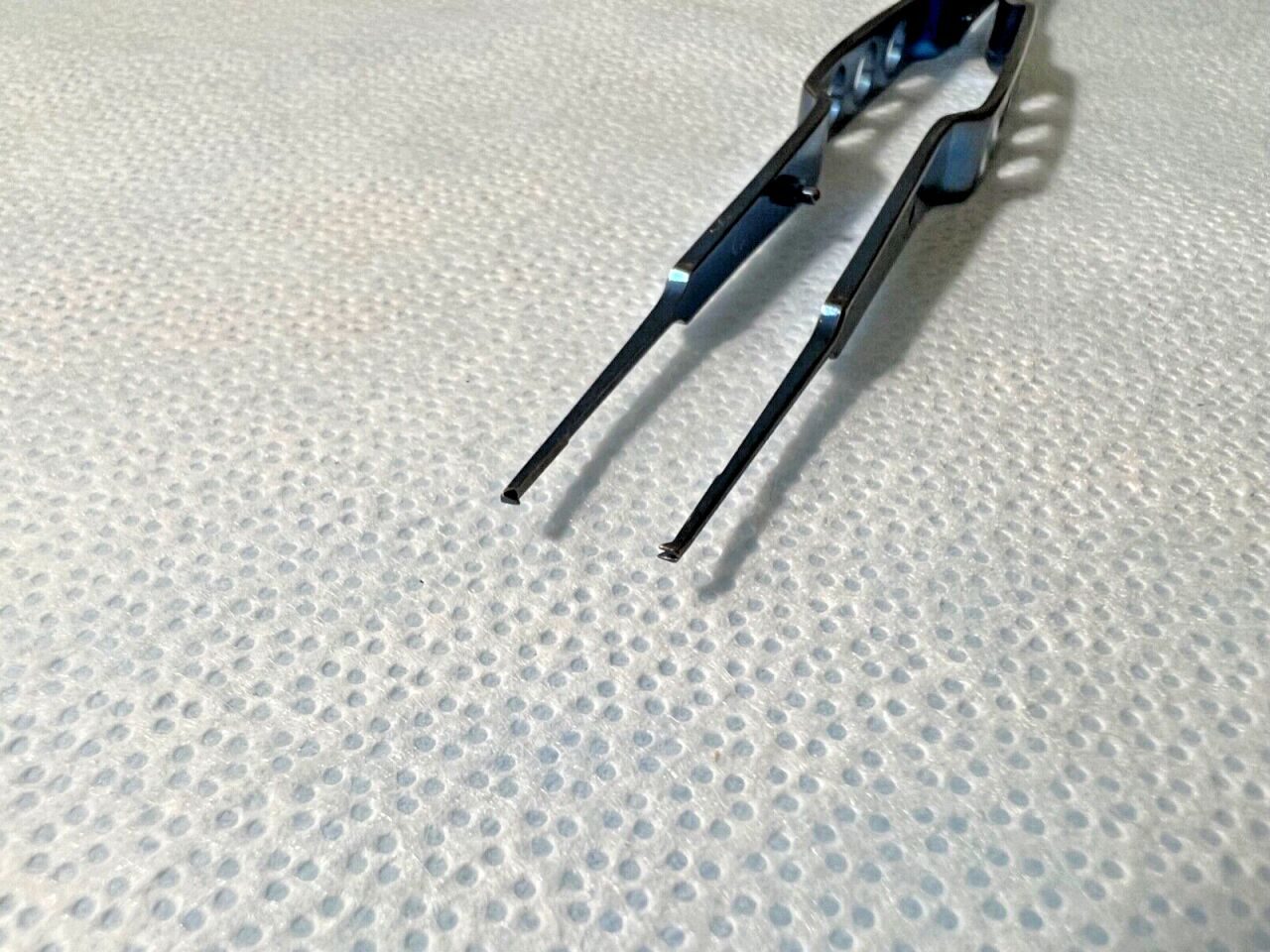 MICROSURGERY INSTRUMENTS TCFr16Tb Straight Forcep 1x2 Micro Teeth, 6-1/4" Length — photo 2