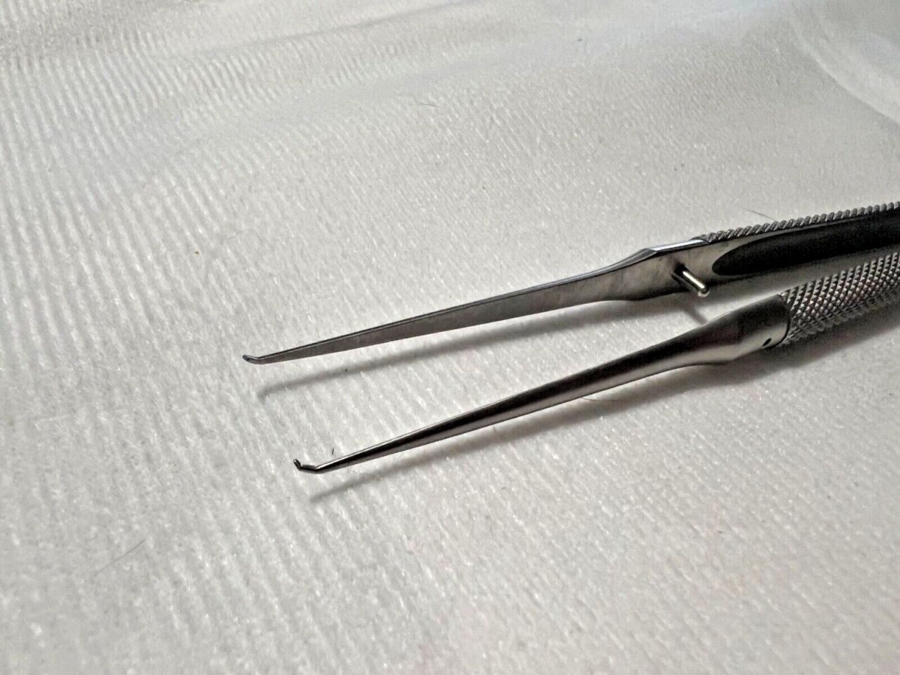 SYNOVIS 4183C Microvascular Anastomotic Coupler 7" Length — photo 2