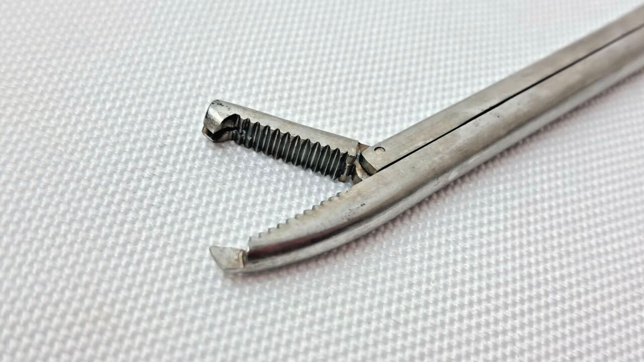 R. WOLF 8403 Orthopedic Meniscus Grasping Forceps — photo 6