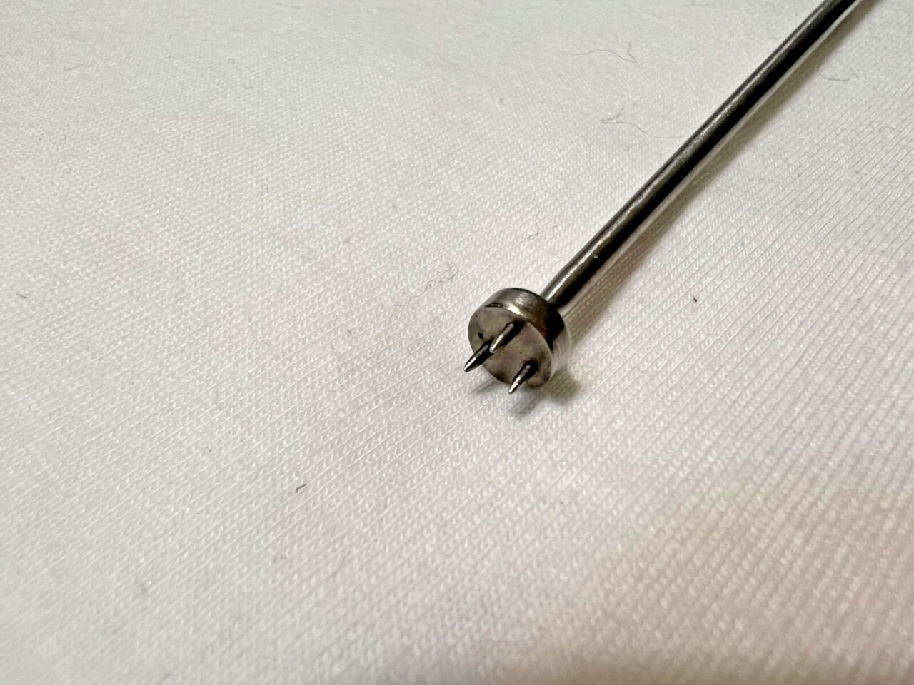 CODMAN 80-1328 Bayonet 3 Prong Hardy Fork Enucleator 8" Length — photo 2