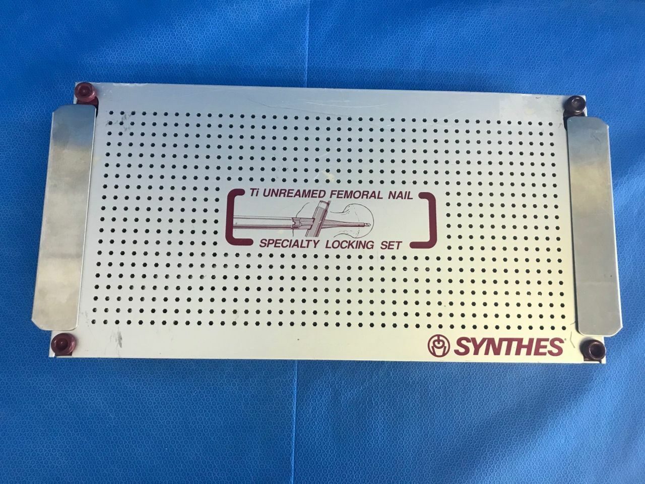 SYNTHES Various Ti Femoral Nail Specialty Locking Set — photo 8