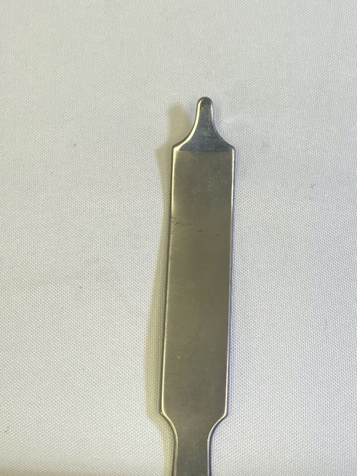 INNOMED S3024 Minimally Invasive Hip Retractor Blunt Tip 25mm Blade Width 14.5"L — photo 6
