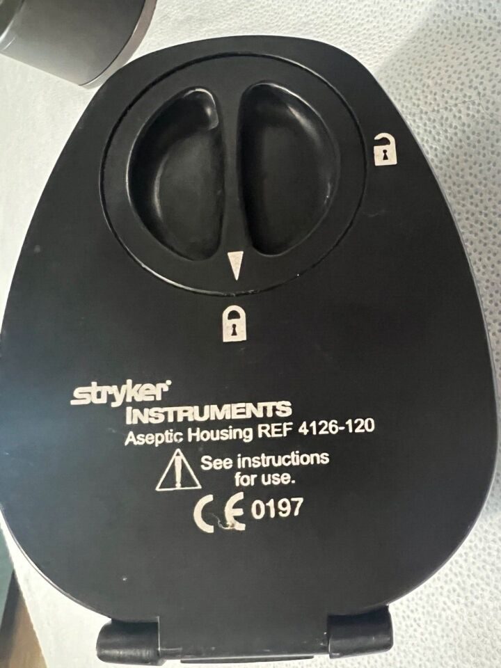 STRYKER 4126-120 Aseptic Battery Housing — photo 2