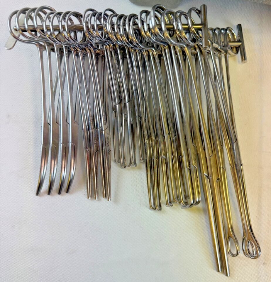 JARIT Various  86 Piece SSI Ultra Major Tray w/ Sterilization Case — photo 8