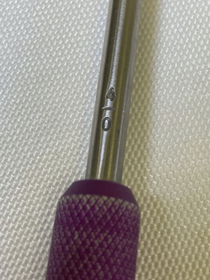MEDTRONIC 875-382 Trim Line Curette Size 4-0 Angled Tip Purple Neuro Orthopedics — photo 2