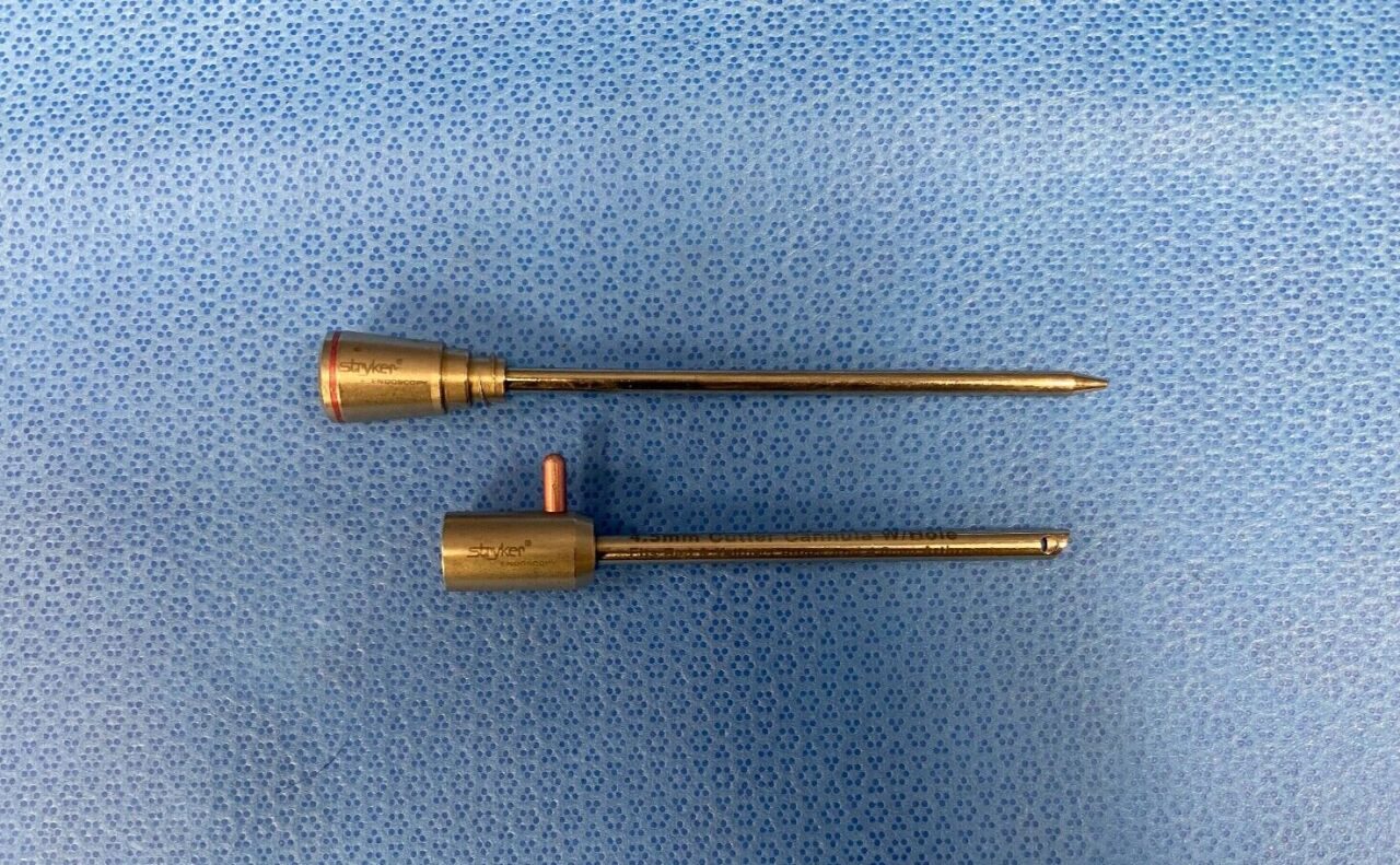 STRYKER 275-722-300 4.5mm Cutter Cannula w/ Sharp Trocar Arthroscopy