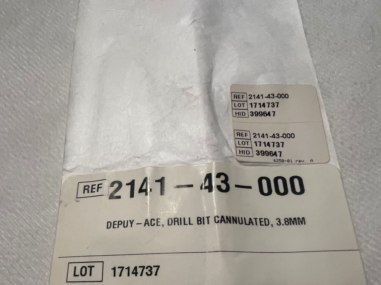 SYNTHES 214143000 3.8mm Gold Cannulated Drill Bit 3.8mm — photo 2