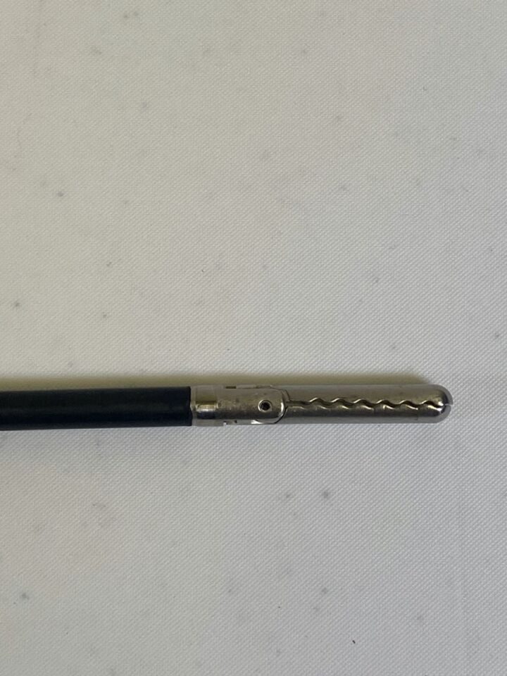SYMMETRY 32-5127 Wavy Atraumatic Monopolar Grasper w/ Pressure Lock 5mm x 33cm — photo 6