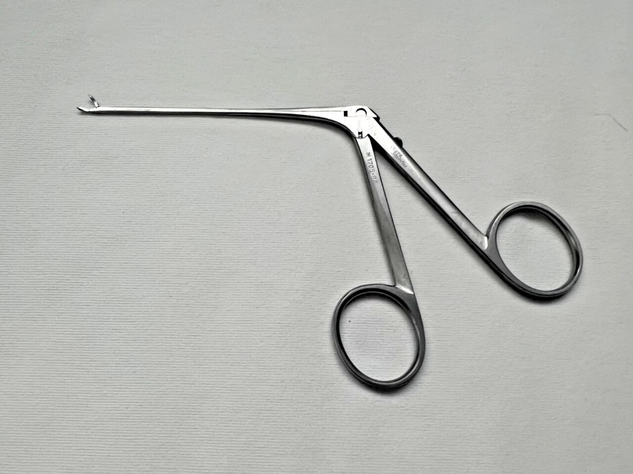 STORZ N1705-86 Opthalmic Micro Oval Cup Forceps — photo 1