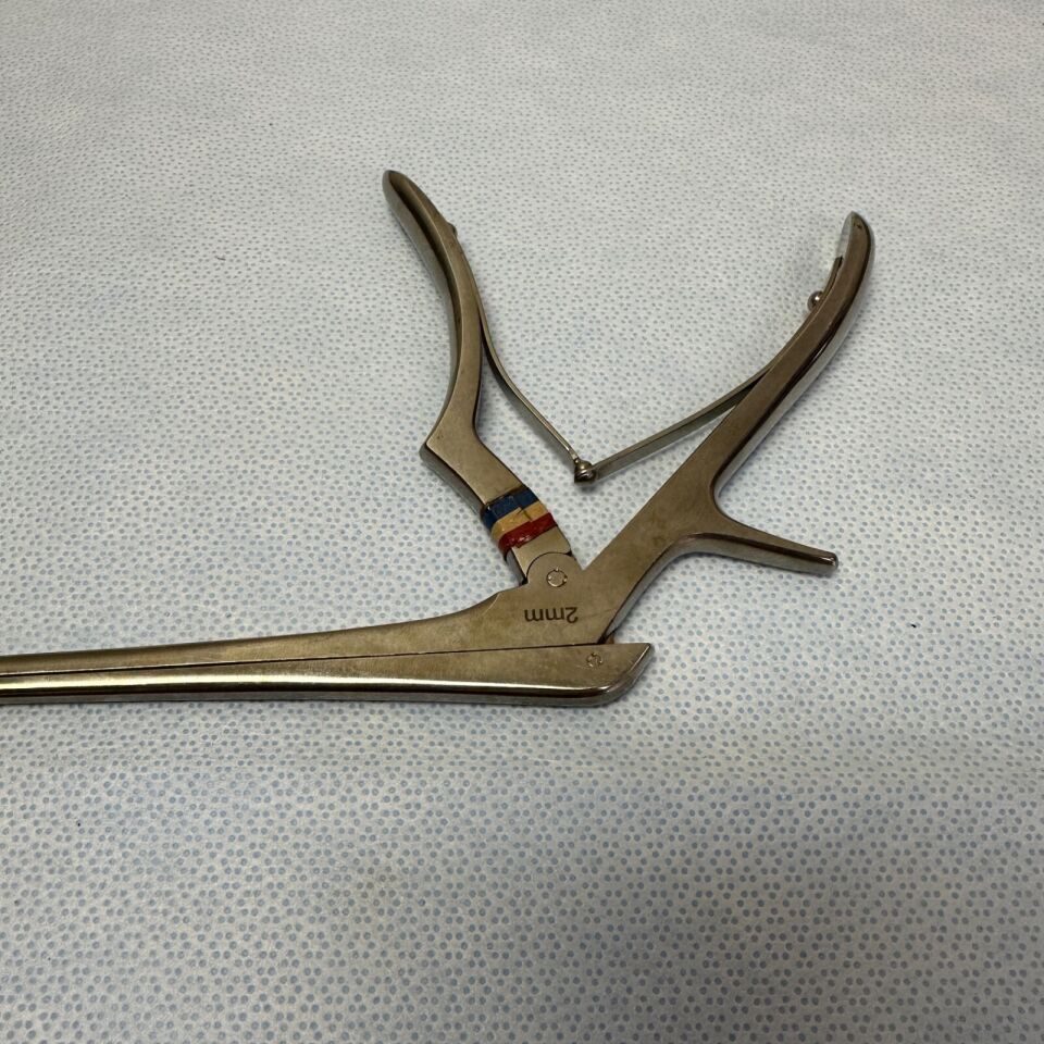 RUGGLES RN4952 Micro Kerrison Rongeur 2mm 40deg Up — photo 5