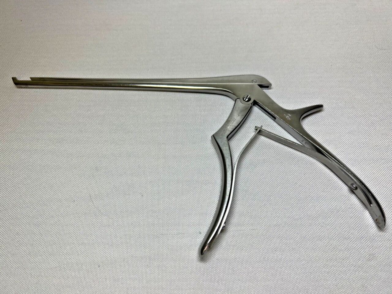 WECK 388321 Spurling Kerrison Rongeur 5mm X 40deg UpBite X 7" Length Neurology