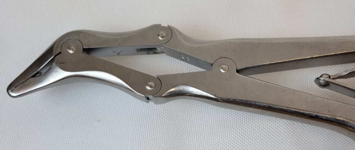 CODMAN  Stille-Luer Duckbill Bone Rongeur Curved Double Action — photo 3