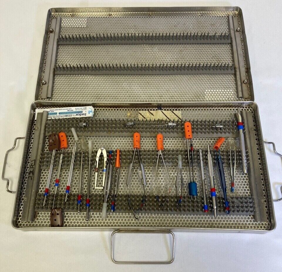 VARIOUS  21 Piece Storz Katena Ophthalmic instrument Set w/ Case