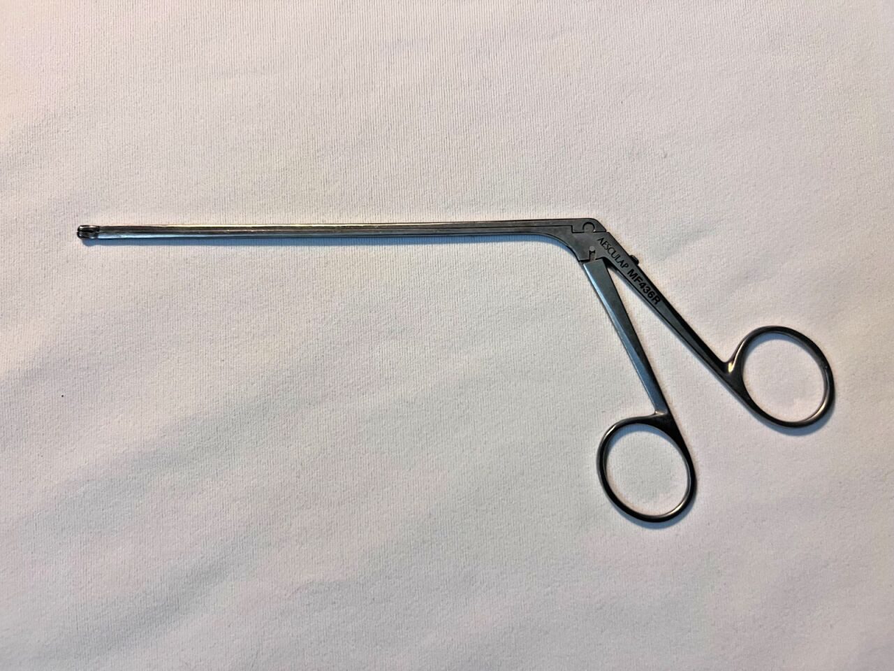 AESCULAP Rhoton-Style Micro Forceps MF436R Rhoton-Style Micro Tumor Forceps 3mm Cup Jaws Neurology