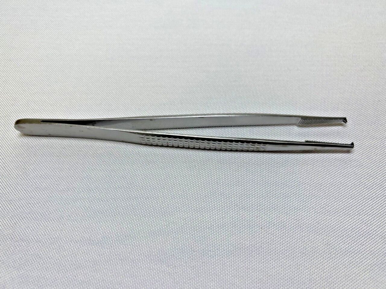 Bonney Tissue Forceps 2 X 3 Teeth 6-3/4" Length