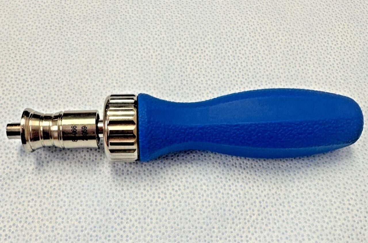 ACUMED 80-0663 Medium Ratcheting Driver Set w/ Handle 2.5mm Hex Driver & Sleeve — photo 6