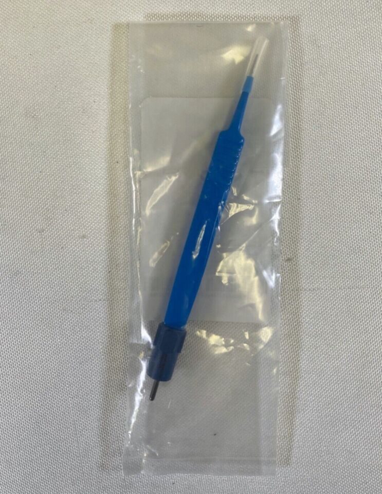 NOVO SURGICAL G1911-121 Jewelers Bipolar Forceps 0.4mm Tip Insulated 4"