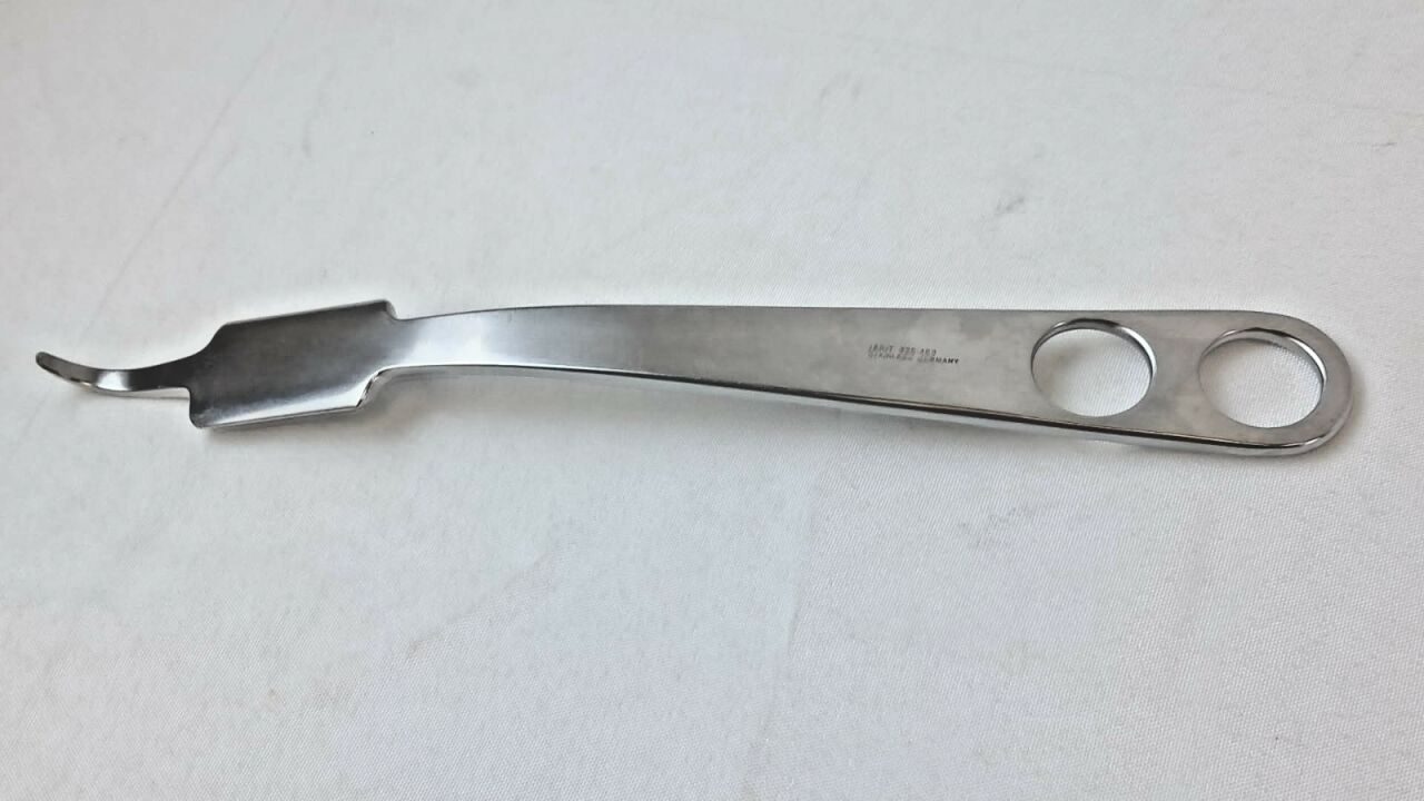 JARIT 225-453 Hohmann Bone Retractor 25mm Wide x 9.25" — photo 1