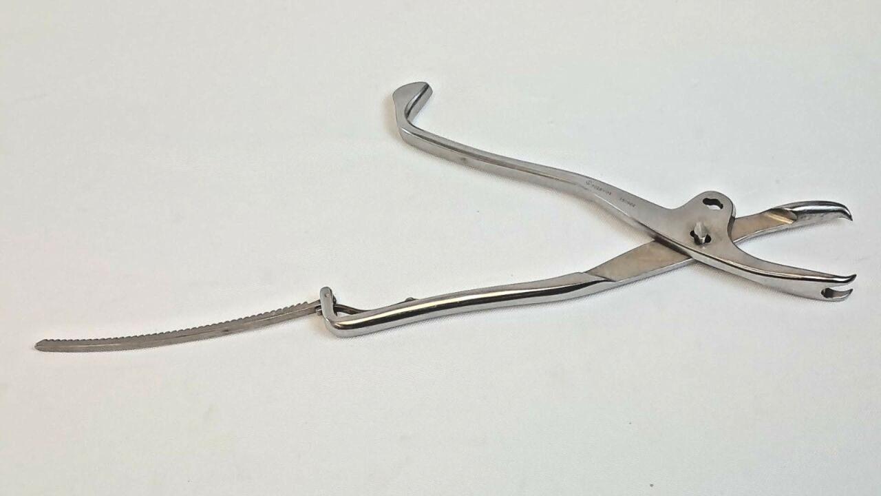 ZIMMER 5028-01 Bishop Bone Holding Forceps — photo 5