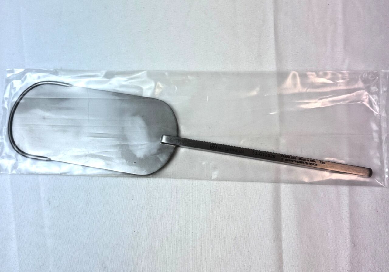 MILLENNIUM SURGICAL 63-G12020 Universal Ring Retractor Blade Malleable 3" X 6"