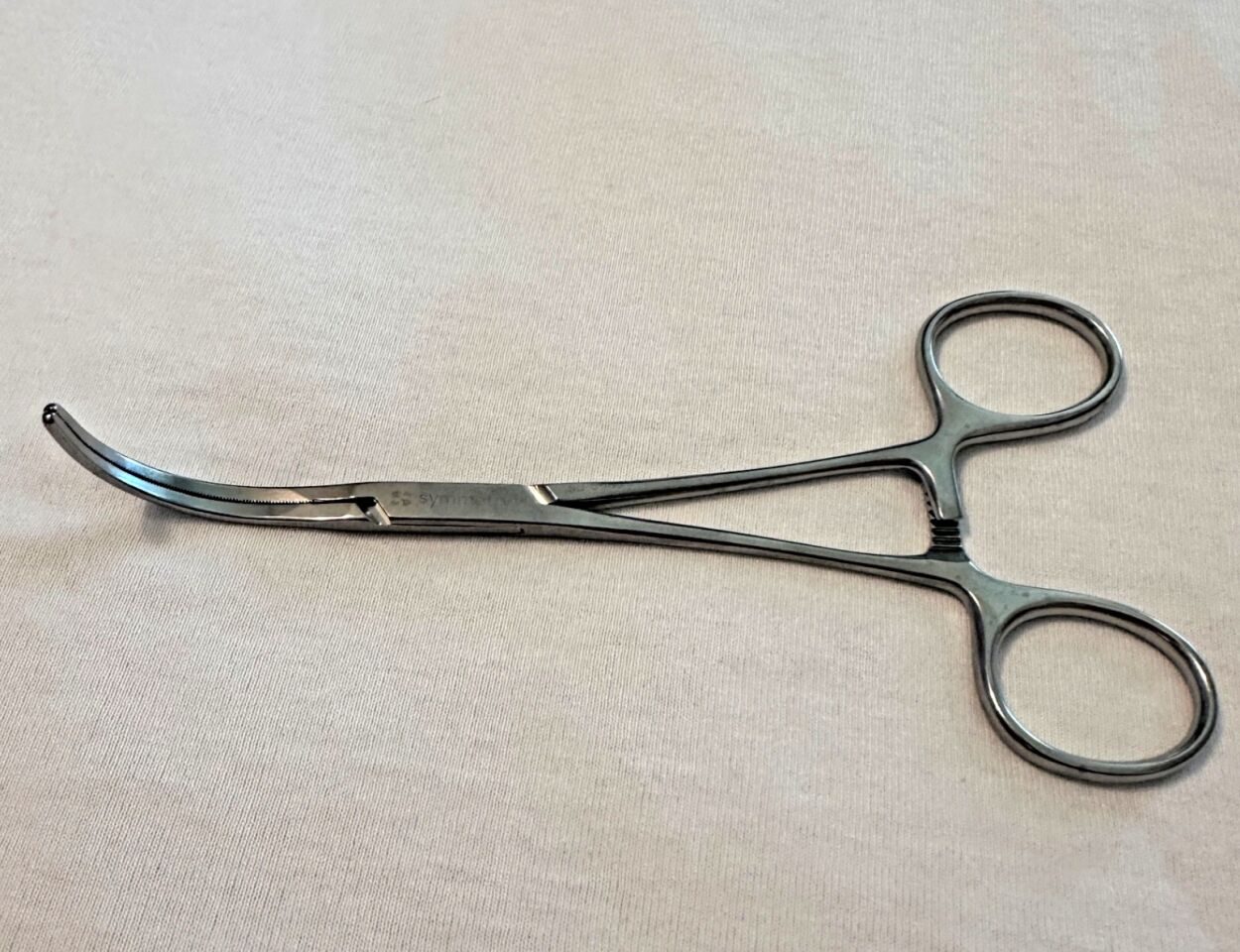 SYMMETRY SURGICAL 55-6580 Cooley Peripheral Vascular Clamp 6 1/8" Length