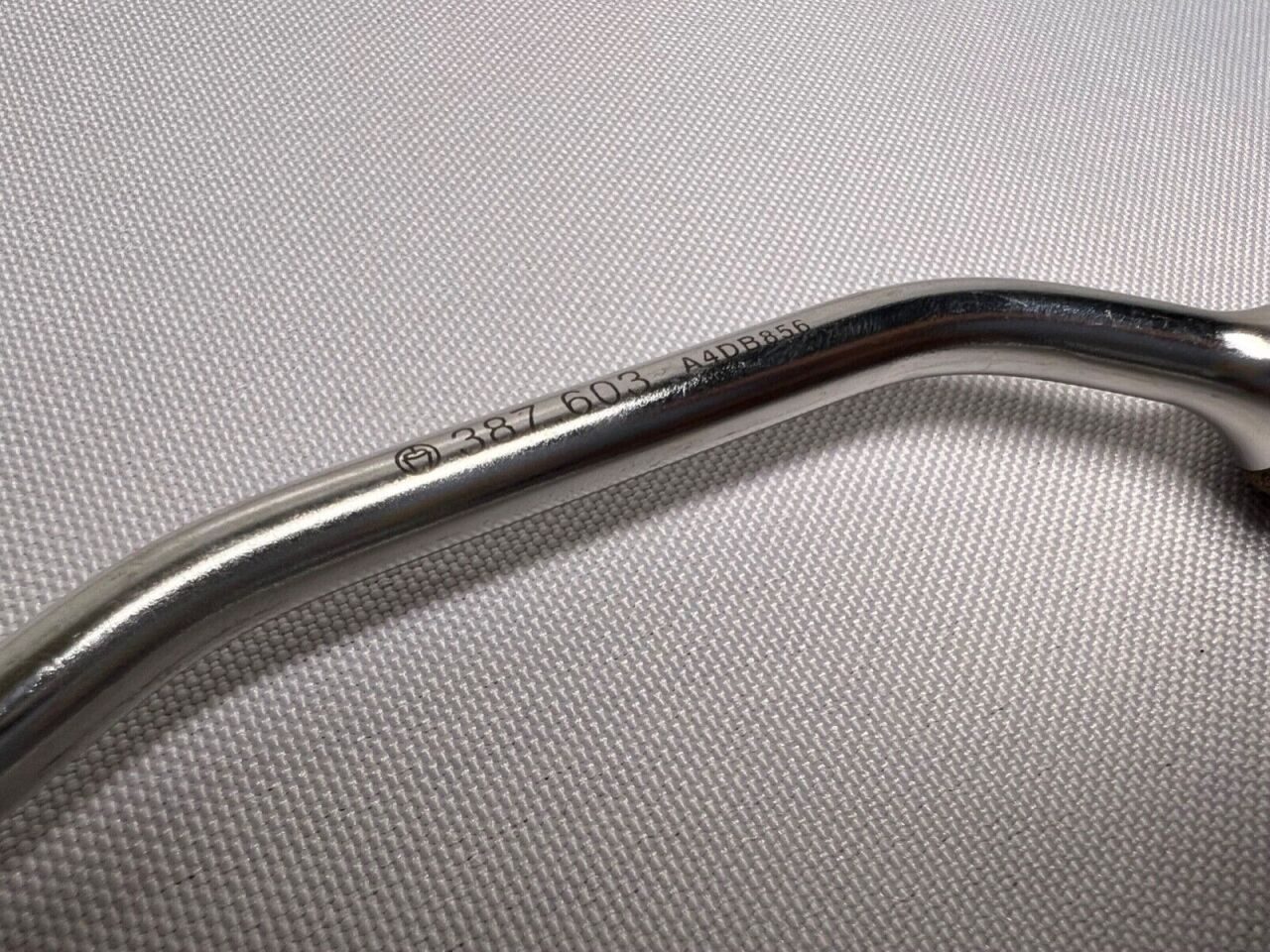 SYNTHES 387.603 Spine Offset Drill Guide — photo 3