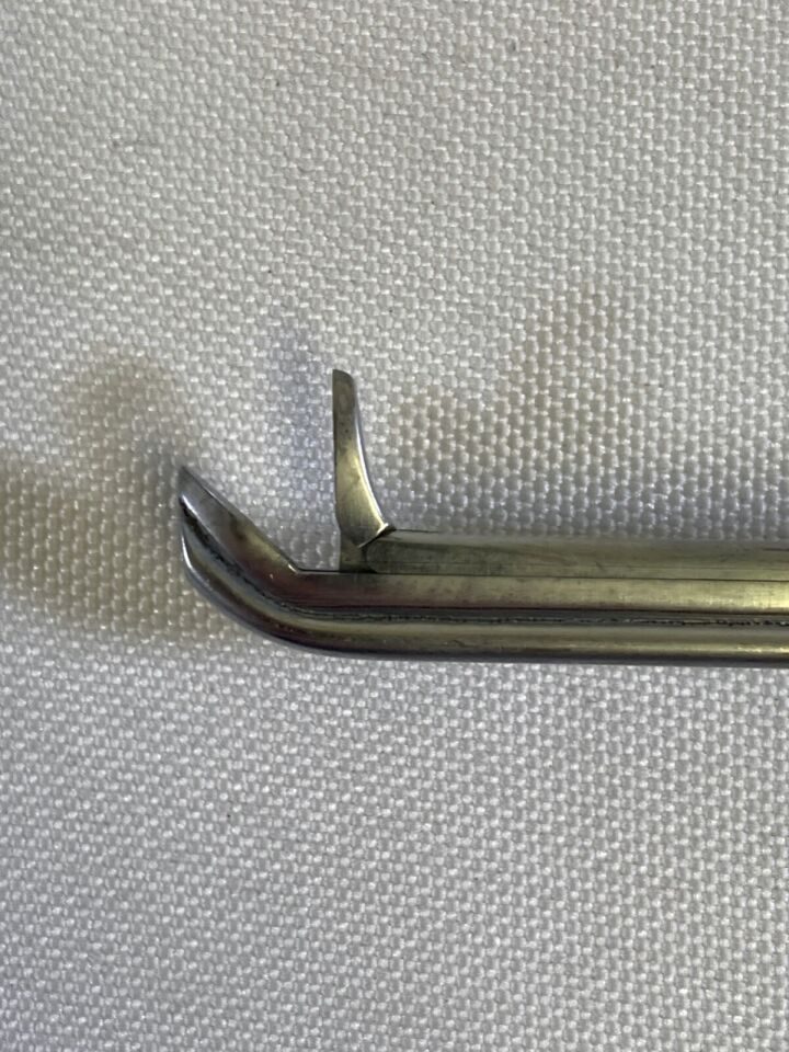 KARL STORZ 650041 w/ Suction Size 1 45deg Upturned Jaws ENT Weil Blakesley Forcep — photo 4