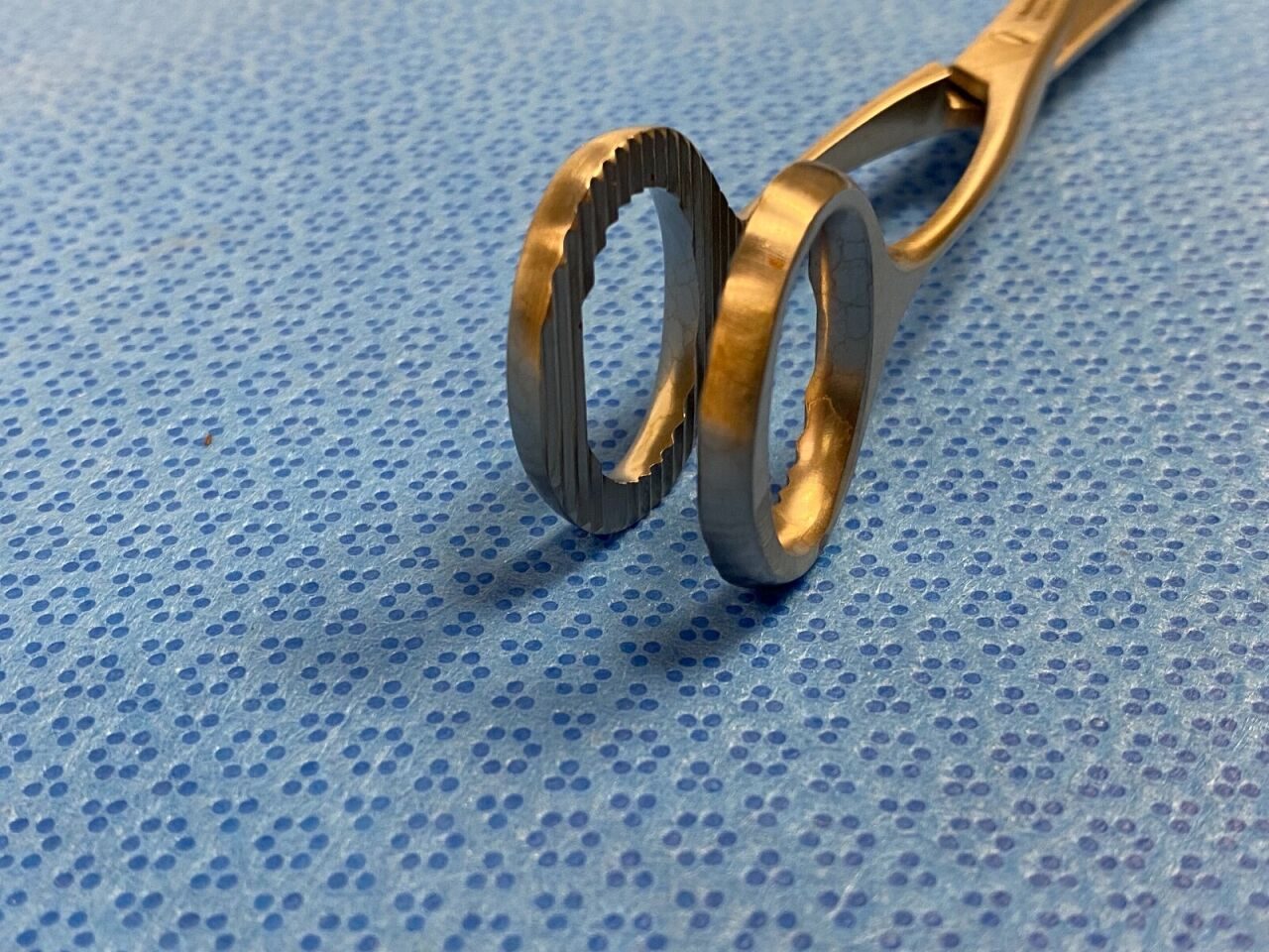 V. MUELLER SU10745 Collins Forceps — photo 4