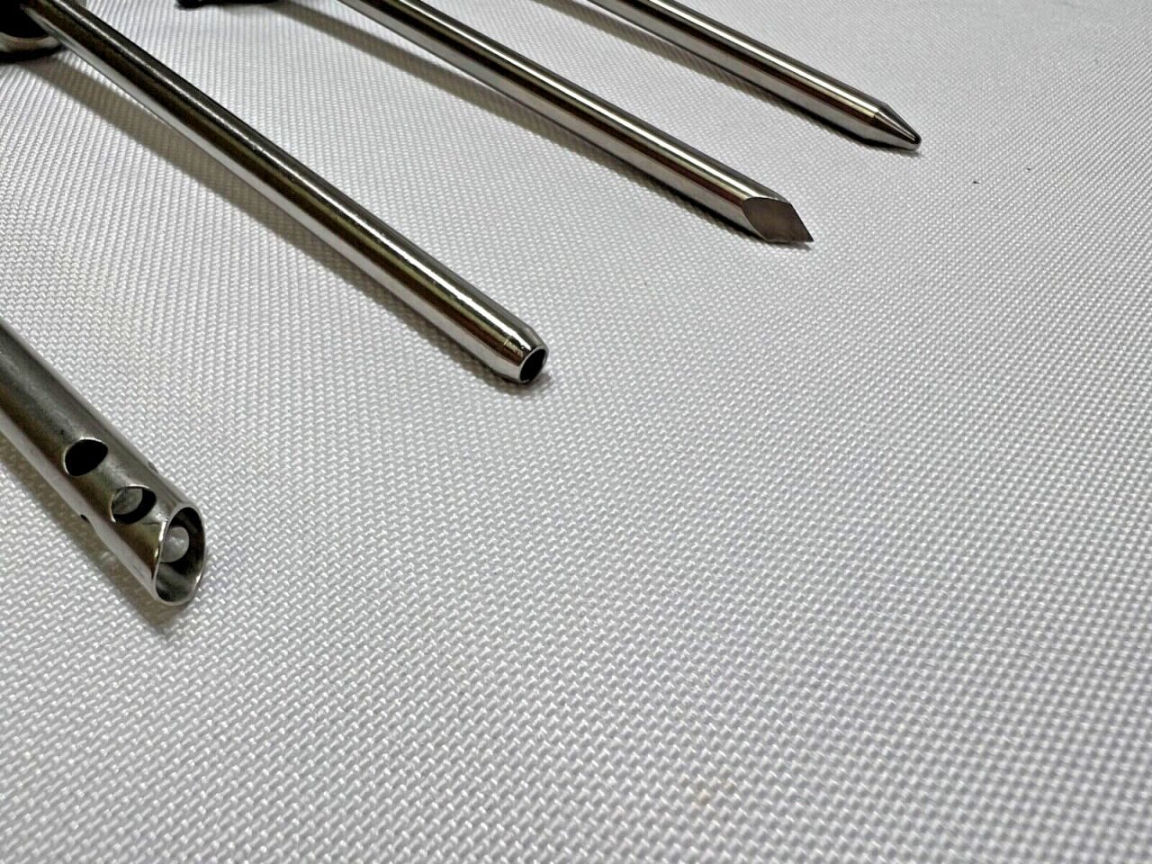 CONMED LINVATEC  Set Of 4 Straight 5.8mm Cutter Cannula & Obturators — photo 3