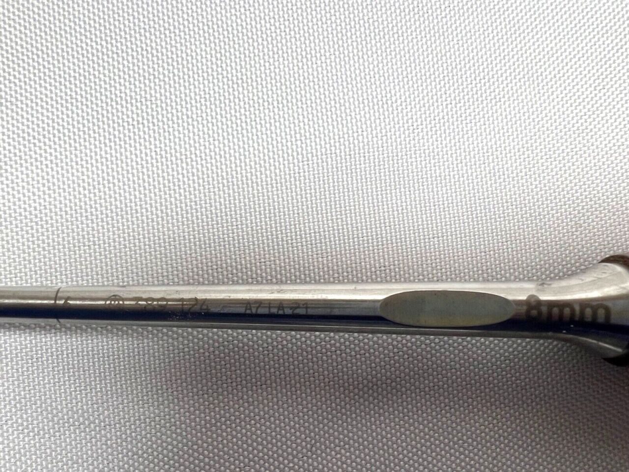 SYNTHES 389.124 Plivios Bone Rectangular Curette 8mm US899 — photo 3