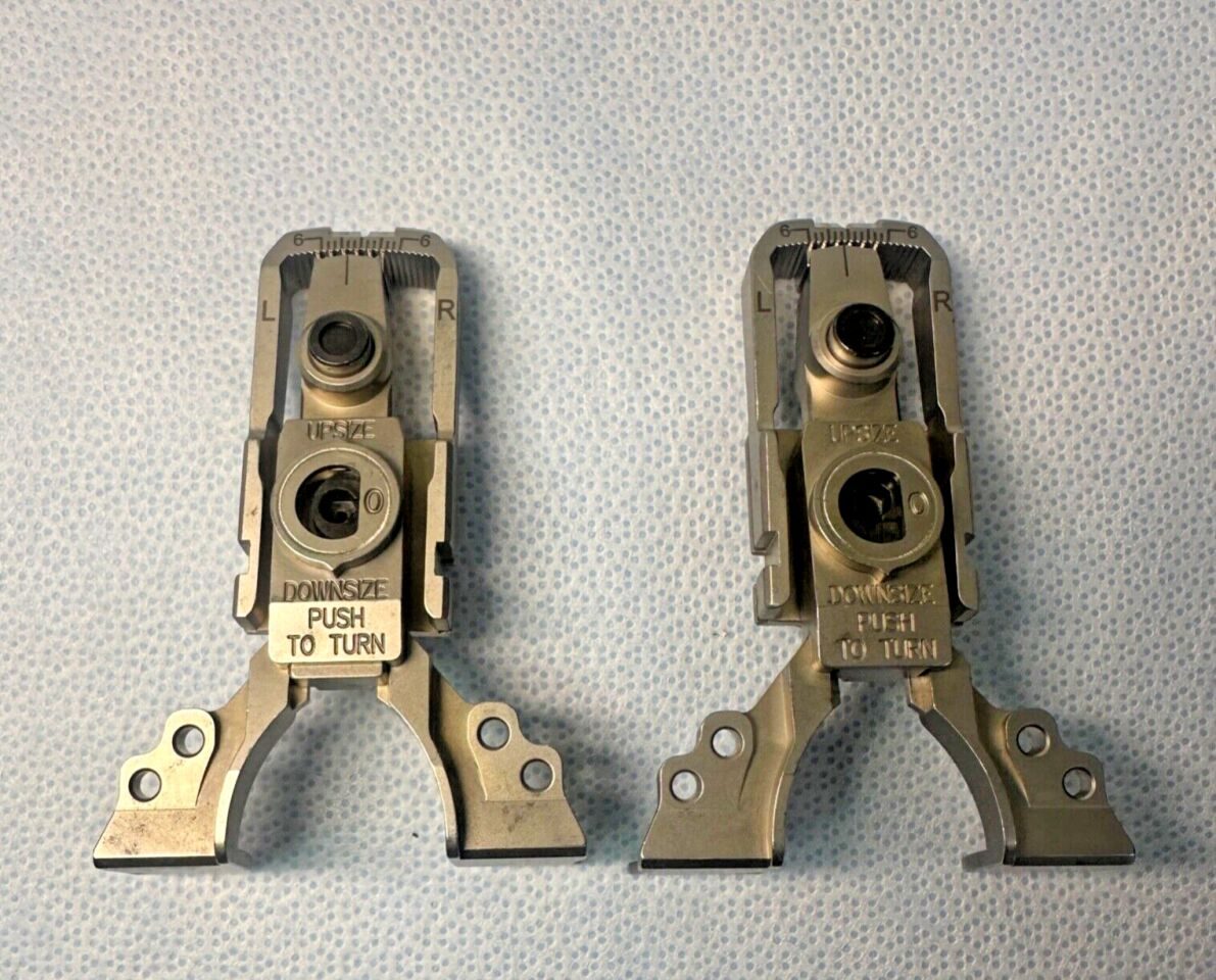 STRYKER 6541-5-500 Triathlon Knee System MIS AP Sizer Adjustment Housing set of 2 — photo 6