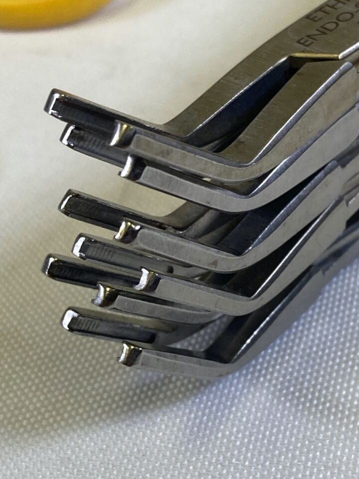 Lot of 12 Straight & Angled Yellow Ring Handle 11.5" Clip Applier Forceps — photo 5