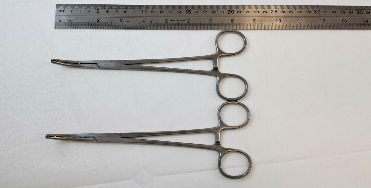 KLS MARTIN 1361521 Lot of 2 Heaney Hysterectomy Forceps / Clamp 8-1/2in. — photo 5