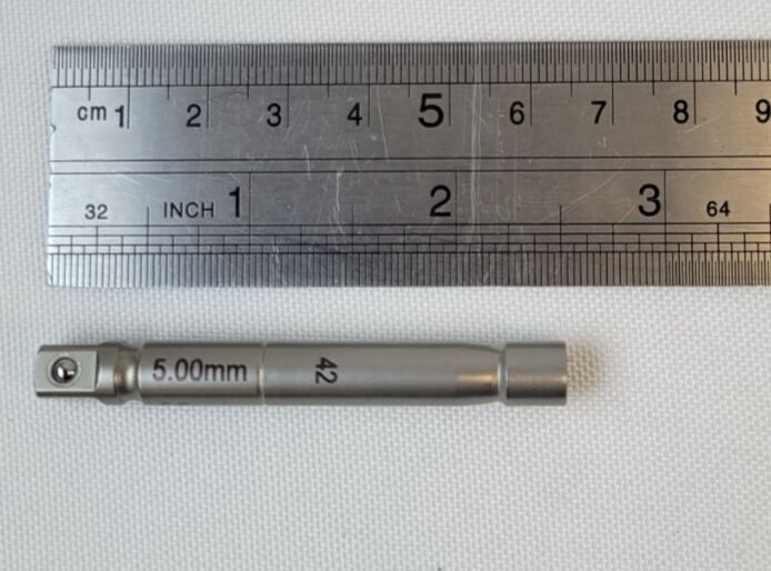 MEDTRONIC RS2011969 5.0mm Broken Hardware Removal Adaptor — photo 8