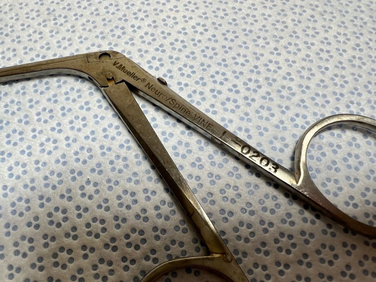 V. MUELLER L-0203 1mm X 5" Micro Cup Forceps — photo 2