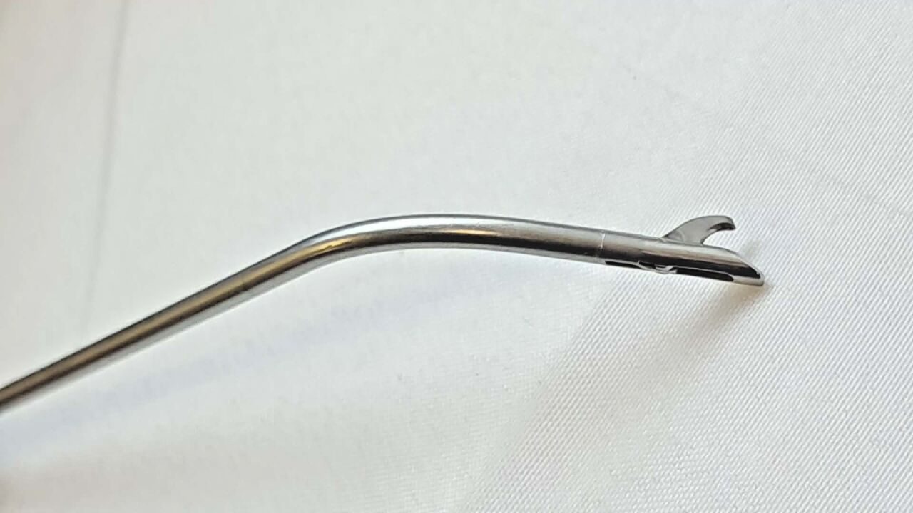 SHUTT-LINVATEC Shutt Linvatec 1.1412 Master B-Scoop Forceps 3.4mm 45 Deg Left Arthroscopy Punch — photo 5