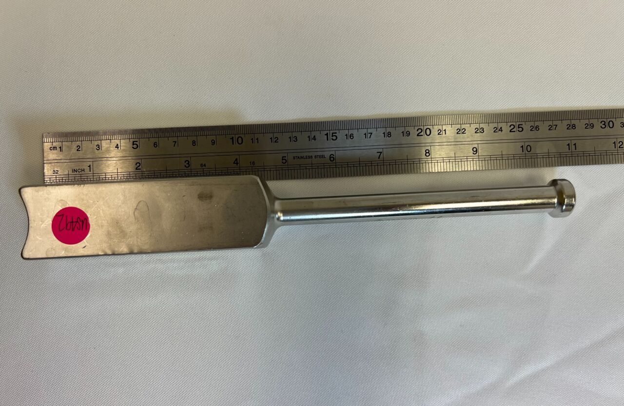 SYNTHES 332.2 Slotted Hammer — photo 1